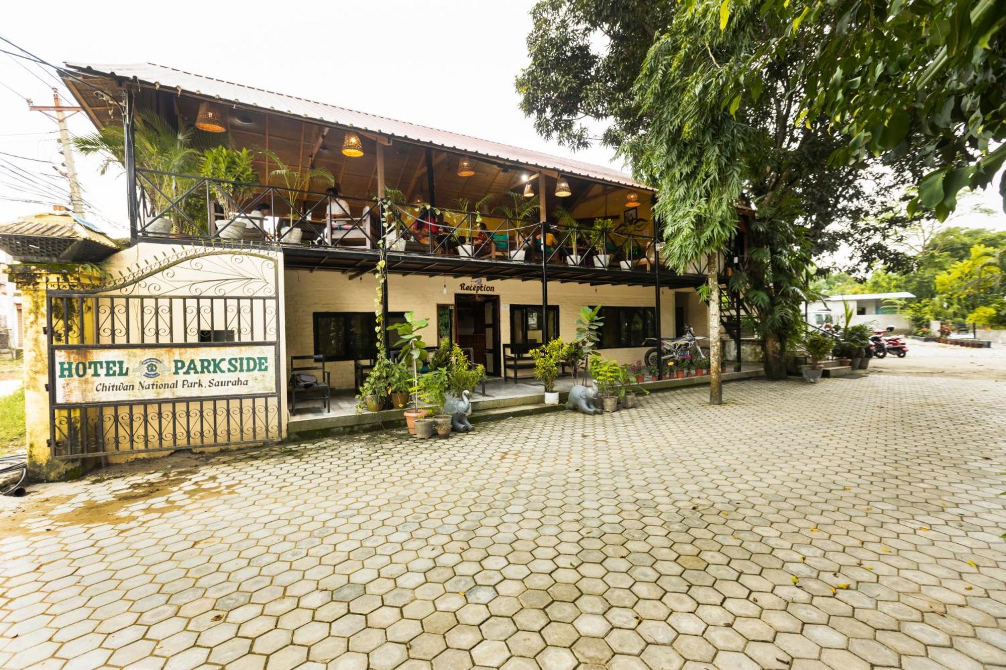 Hotel Parkside & Swimming Pool-Between Greenery And Azure ,Your Perfect Retreat Chitwan Exterior photo